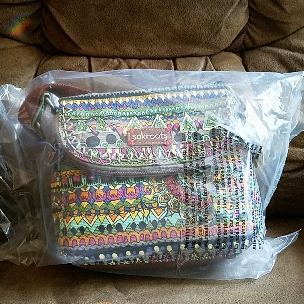 Sakroots Artist Circle crossbody